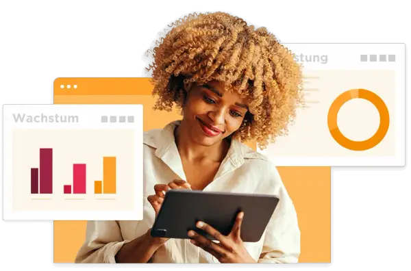 Frau analysiert mit Tablet Daten zu Wachstum und Leistung. Talent analytics im Fokus.